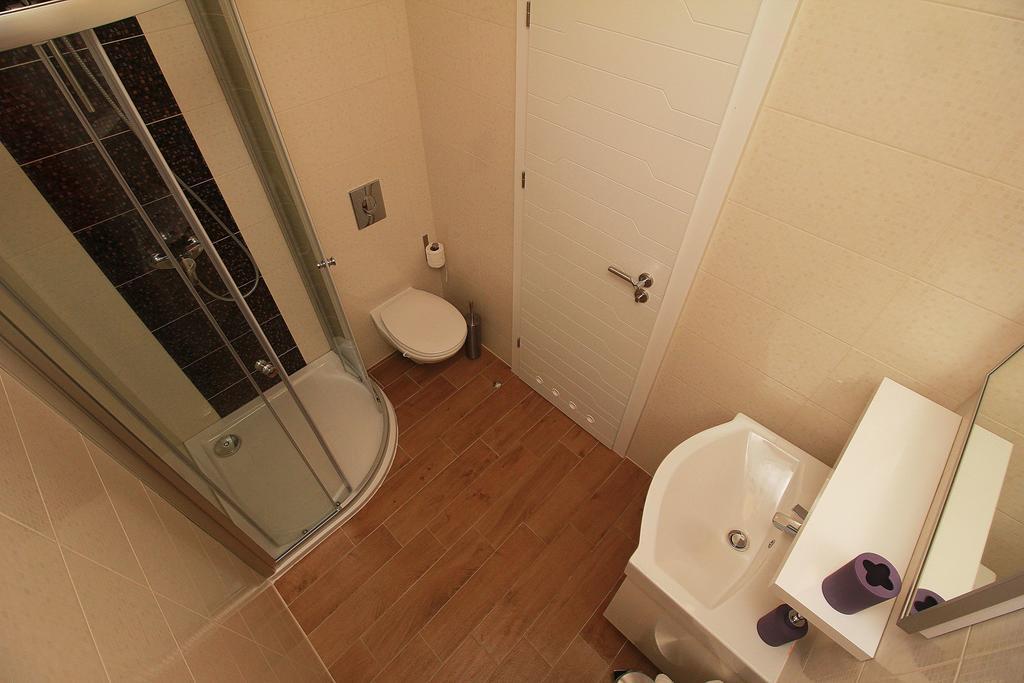 Apartments Obitelj Vuletic Макарська Номер фото